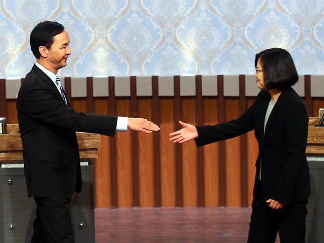 臺灣“大選”辯論后民調(diào):朱立倫贏蔡英文2% 臺灣“大選”辯論后民調(diào):朱立倫贏蔡英文2%