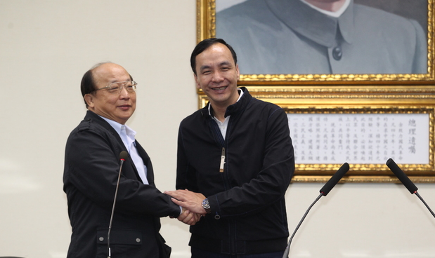 胡志強向藍(lán)軍喊話莫放棄 蔡若當(dāng)選會惹選民生氣 胡志強向藍(lán)軍喊話莫放棄 蔡若當(dāng)選會惹選民生氣