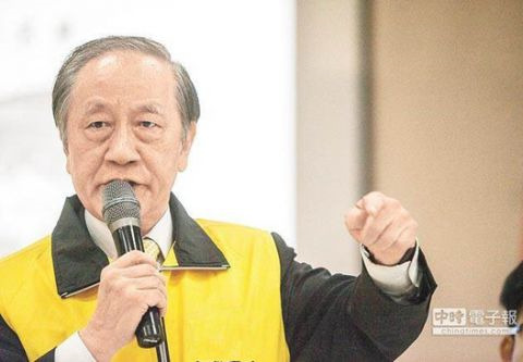 郁慕明斥綠營(yíng):要斷就斷干凈 我?guī)c黃金回大陸 郁慕明斥綠營(yíng):要斷就斷干凈 我?guī)c黃金回大陸