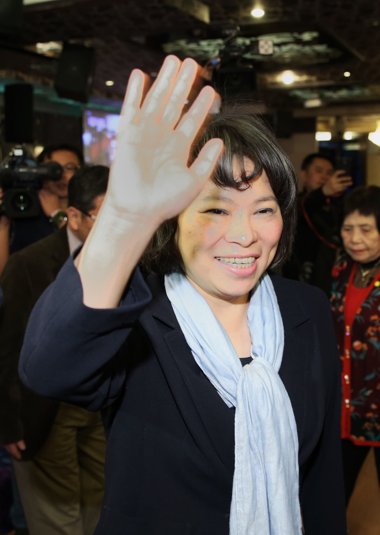 憲兵搜索案引熱議 黃敏惠:愈合歷史傷口需公布真相 憲兵搜索案引熱議 黃敏惠:愈合歷史傷口需公布真相