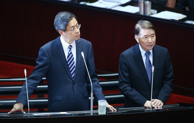 ���{ί�����Ï������������h������֮��