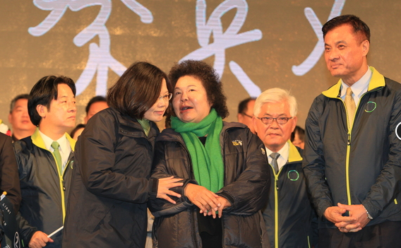 ���㱬�ϣ������ˮ��ꐾ����ڽY(ji��)�˱�ұƌm��Ӣ��