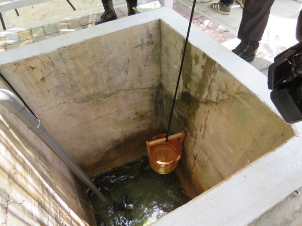 太平“島”因水咸成“巖礁”?馬英九以身試水駁斥 太平“島”因水咸成“巖礁”?馬英九以身試水駁斥