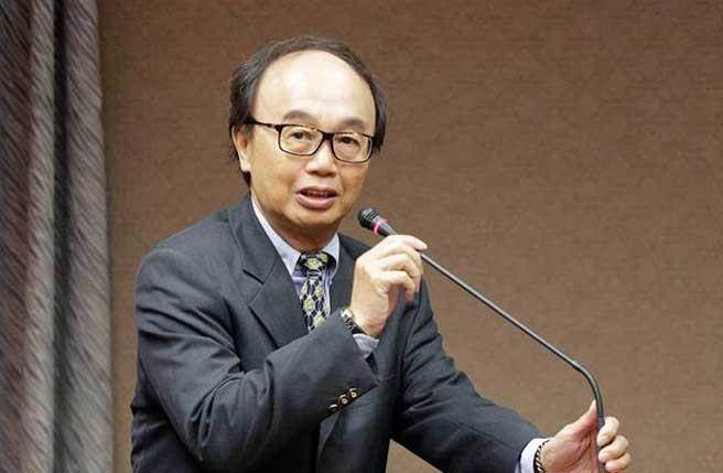 臺風假放半天惹議怪預報不準 氣象局:被罵習慣了 臺風假放半天惹議怪預報不準 氣象局:被罵習慣了