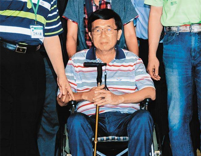 �����h:��Ӣ������GͶ�������� �t��"����"�ˮ��