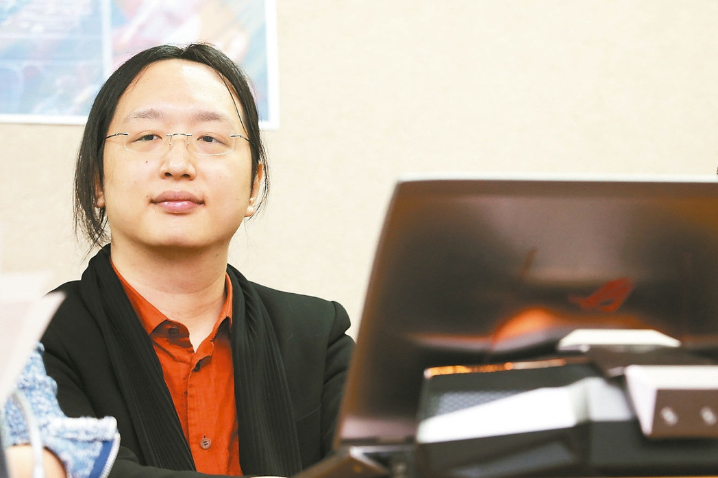 ������Ժ�����֡���ί�����Pÿ���������塰�h���ϰࡱ���ڡ����w�����¡���ί��ÿ�܃��첻���k�����ϰ�����