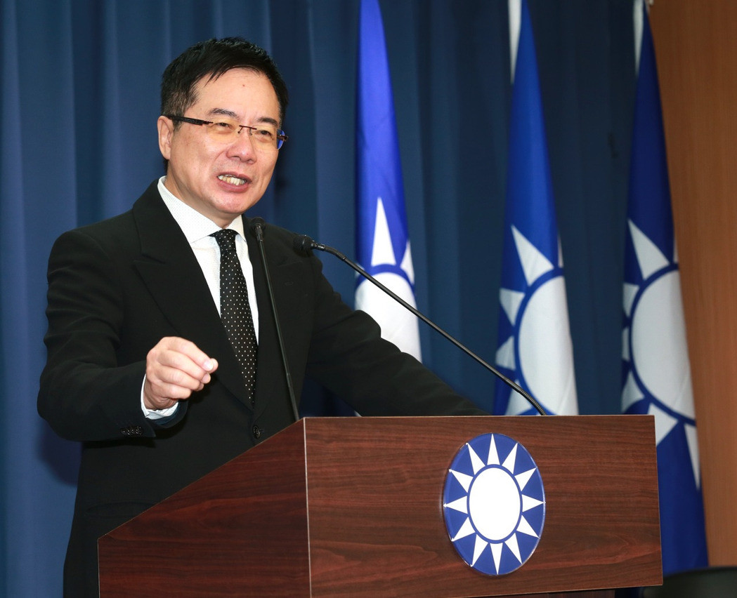 "黨產(chǎn)會(huì)"再凍國民黨賬戶 蔡正元批:太監(jiān)級(jí)的錦衣衛(wèi) "黨產(chǎn)會(huì)"再凍國民黨賬戶 蔡正元批:太監(jiān)級(jí)的錦衣衛(wèi)