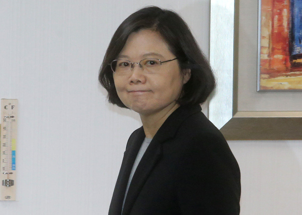 �����h�@����Ӣ�����βŰ��� ���ཻ�������_ʼ