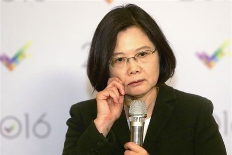 "自自冉冉"列辭典? 蔡正元:蔡英文抄錯卻死不承認 "自自冉冉"列辭典? 蔡正元:蔡英文抄錯卻死不承認