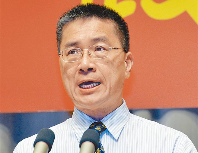 臺當局調查"一例一休"稱僅1家漲價 網友:睜眼說瞎話 臺當局調查"一例一休"稱僅1家漲價 網友:睜眼說瞎話