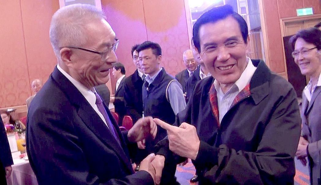 �RӢ���c�Ƕ��x��ϯ���(d��ng)����(d��ng)����