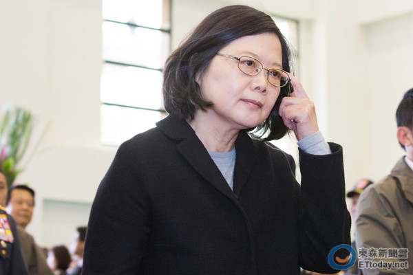 做錯事就推給馬英九? 藍營酸蔡當局像"未斷奶嬰孩" 做錯事就推給馬英九? 藍營酸蔡當局像"未斷奶嬰孩"