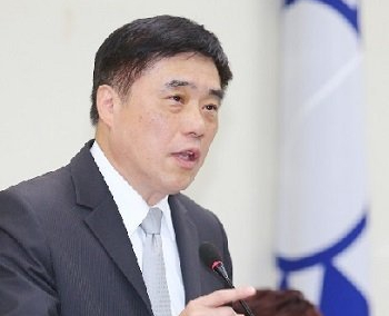 郝龍斌批公務員轉機要報備:民進黨患"恐中蕁麻疹" 郝龍斌批公務員轉機要報備:民進黨患"恐中蕁麻疹"