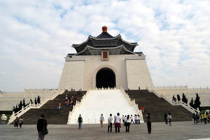 �̮�(d��ng)�ֽ�ֹ���g�F(tu��n)�w�������I(l��ng)�䡱�Y�����������⳷