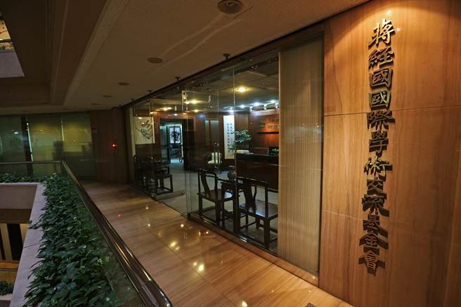 �̮�(d��ng)�ֶ�צ�����Y��(j��ng)��������������hʹ����ȡ���Z