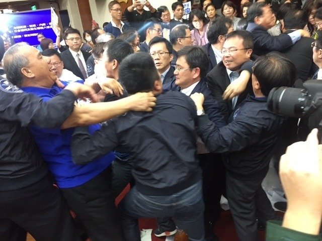 �������^�����M�h��(d��ng)��20���ͨ�^��ǰհӋ�����ݰ������DƬ��Դ���_����(li��n)�ψ󡷣�