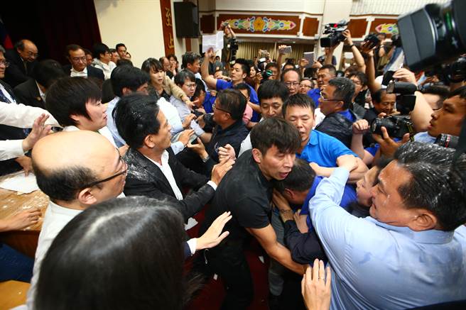 �_������C�����ݡ��䶷�����{������ۣ��G�]Ŀ�B��