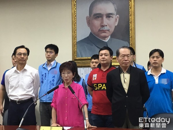 ���h���մ����L�_3���� ������:�������������С�M