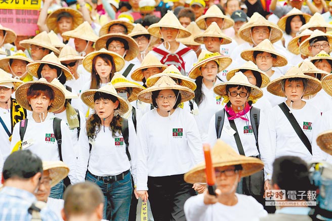 核三廠2號機重啟供電 蔡當局非核家園政策完全破功 核三廠2號機重啟供電 蔡當局非核家園政策完全破功