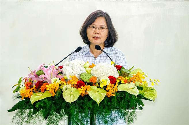 蔡當(dāng)局前瞻計(jì)劃遭批是民進(jìn)黨衰亡的前奏曲 蔡當(dāng)局前瞻計(jì)劃遭批是民進(jìn)黨衰亡的前奏曲