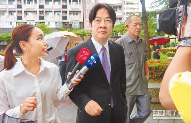 賴清德失控追問女記者 遭批用“傲慢”掩飾“焦慮” 賴清德失控追問女記者 遭批用“傲慢”掩飾“焦慮”