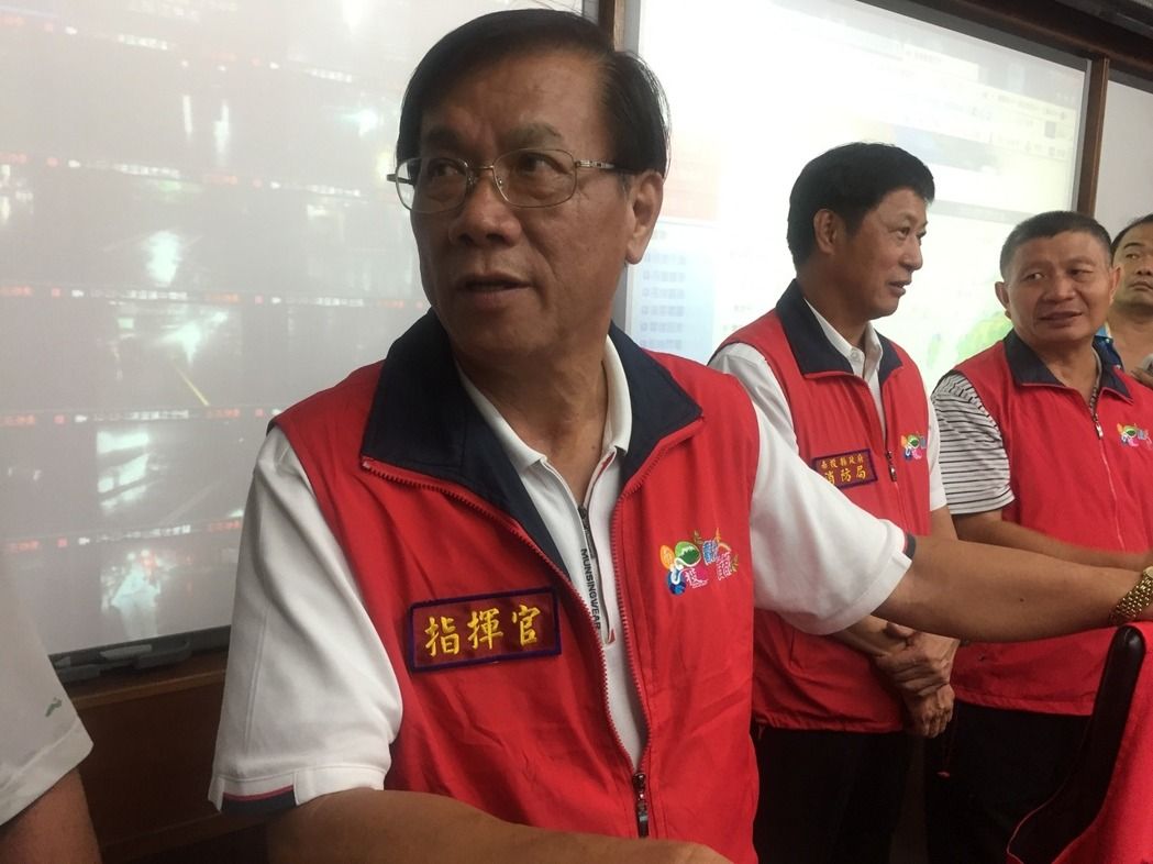 �̮�(d��ng)��ͣ�_(k��i)���������ŭ��Ͷ�h�L(zh��ng) �h������(ji��n)ֱ��Ű��