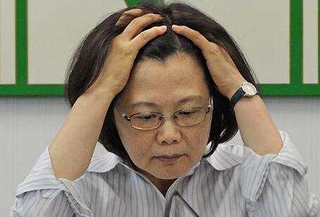 蔡英文聲望創上任以來最低紀錄 跌破民進黨基本盤 蔡英文聲望創上任以來最低紀錄 跌破民進黨基本盤