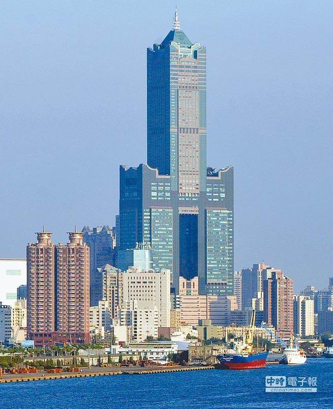 陸客減少租房業者也遭殃 高雄85大樓套房降價3成出售 陸客減少租房業者也遭殃 高雄85大樓套房降價3成出售