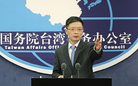 �봨����10���� �ɰ�ͬ��������������w�F(xi��n)���ɰ�һ���H��