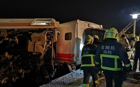 ���Ƭ�����