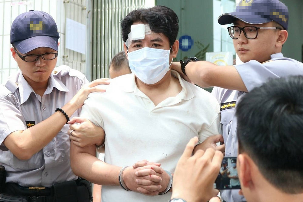 蔡英文“憲兵”遭砍傷 臺當(dāng)局維安猶如紙老虎? 蔡英文“憲兵”遭砍傷 臺當(dāng)局維安猶如紙老虎?