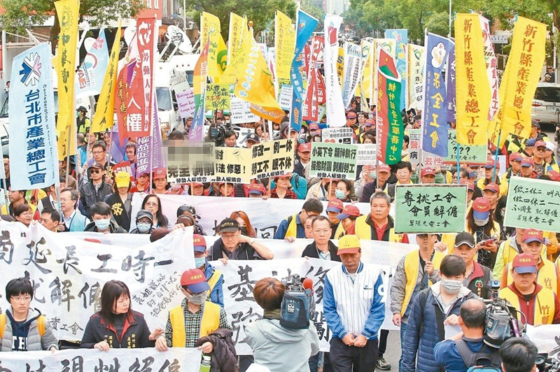 臺灣前“立委”揭民進黨愚人的經(jīng)典謊言 這下真相大白了 臺灣前“立委”揭民進黨愚人的經(jīng)典謊言 這下真相大白了