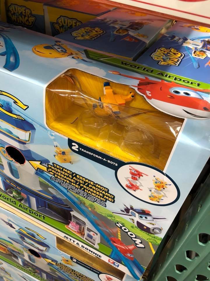 臺灣人素質(zhì)堪憂!好市多現(xiàn)“老鼠”偷拆玩具偷吃冰淇淋 臺灣人素質(zhì)堪憂!好市多現(xiàn)“老鼠”偷拆玩具偷吃冰淇淋