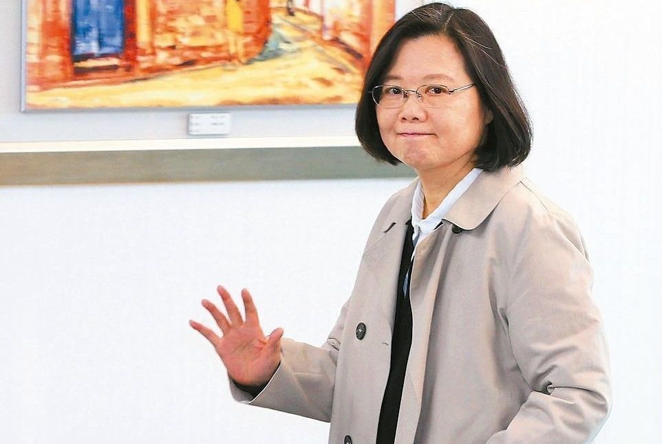 關心勞工?深感心痛?蔡英文被自己選前言論打腫臉 關心勞工?深感心痛?蔡英文被自己選前言論打腫臉