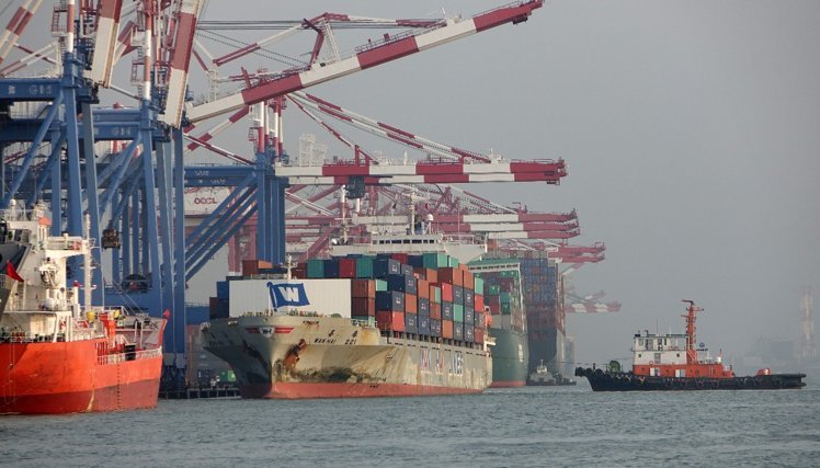 臺灣地區1月出口仍呈雙位數衰退 "連12黑"成定局 臺灣地區1月出口仍呈雙位數衰退 "連12黑"成定局