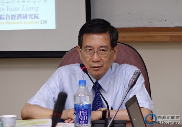 臺(tái)金融業(yè)人士:新當(dāng)局未上任爭(zhēng)議不斷 與期待有落差 臺(tái)金融業(yè)人士:新當(dāng)局未上任爭(zhēng)議不斷 與期待有落差