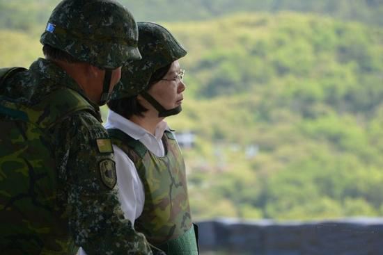  �������_܊��ϧ���_����ɏU��ҲҪ���C��Ӣ�������ɹ������W�j�D��