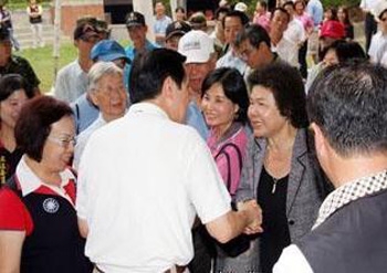 �������Lꐾ�25����ͬ�RӢ�ſ�������������Z�W(xu��)Ժ�ܞ�(z��i)��r���DƬ��Դ���_�����������W(w��ng)��