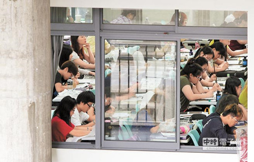 ��W���p���_�W�ߑn�ֵ��]25����W��ʬ�M��Ұ��