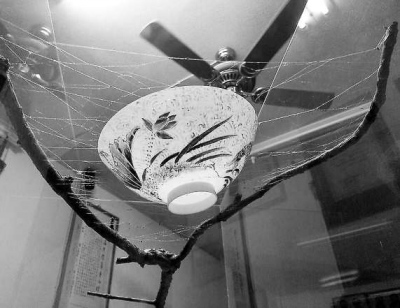 臺灣黃氏陶瓷的傳奇:比蛋殼還要薄的薄胎陶瓷