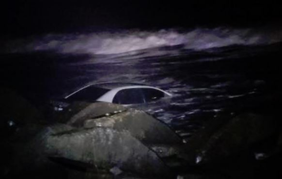 ����܇ͣ��߅���L(f��ng)ɢ��һ�X�с����c(di��n)����픣��D��