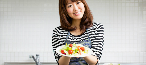 以為女友第一次下廚會有此等情景嗎?沒門! 以為女友第一次下廚會有此等情景嗎?沒門!