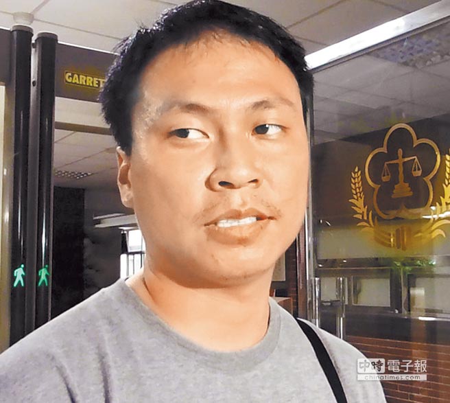 何姓屋主昨遭移送地檢署隨即交保獲釋 何姓屋主昨遭移送地檢署隨即交保獲釋