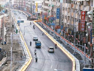 高雄氣爆受災(zāi)家屬:市府若多作為 或可攔阻大禍(圖) 高雄氣爆受災(zāi)家屬:市府若多作為 或可攔阻大禍(圖)