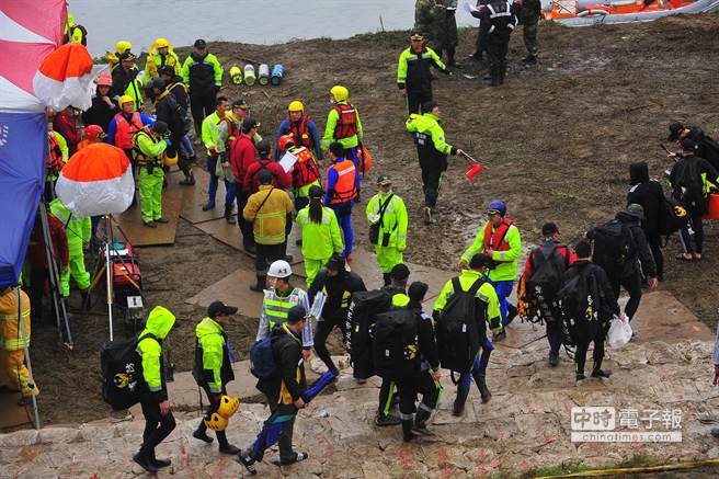 ����6������7�r���M�м��Y���U�����������_ý�D��