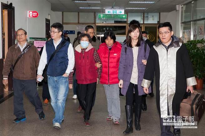 臺軍下士洪仲丘遭虐死案 “高院”逆轉(zhuǎn)重判 臺軍下士洪仲丘遭虐死案 “高院”逆轉(zhuǎn)重判