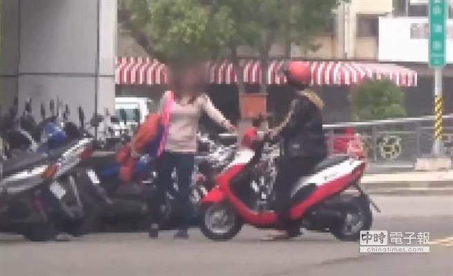 已婚男醫(yī)師看上女勞保黃牛 協(xié)助開不實(shí)診斷書雙落網(wǎng) 已婚男醫(yī)師看上女勞保黃牛 協(xié)助開不實(shí)診斷書雙落網(wǎng)