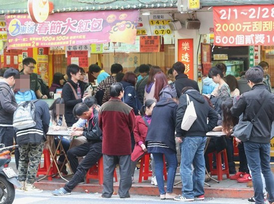 臺灣女子偷刮刮樂被逮嗆“我開名車,何必偷”