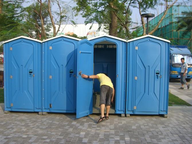 臺(tái)灣2016選情冷商機(jī)熱,流動(dòng)廁所業(yè)績漲5成。(示意圖,來自網(wǎng)絡(luò)) 臺(tái)灣2016選情冷商機(jī)熱,流動(dòng)廁所業(yè)績漲5成。(示意圖,來自網(wǎng)絡(luò))