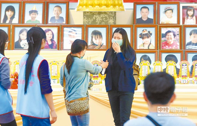 臺媒曝臺南地震倒塌大樓疑無照助理繪圖 臺媒曝臺南地震倒塌大樓疑無照助理繪圖